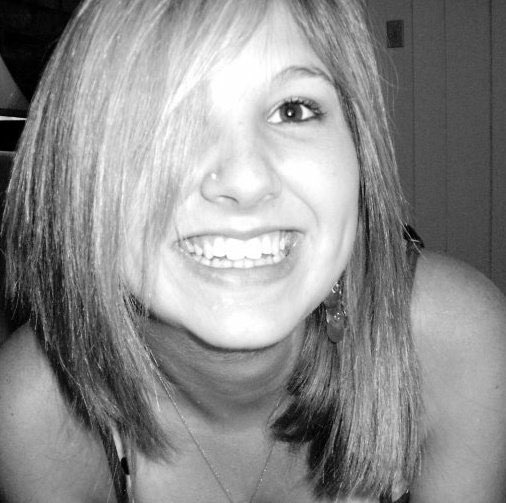Lindsay Moore Photo 8
