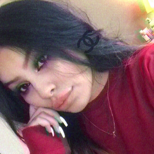 Jessica Echeverria Photo 21