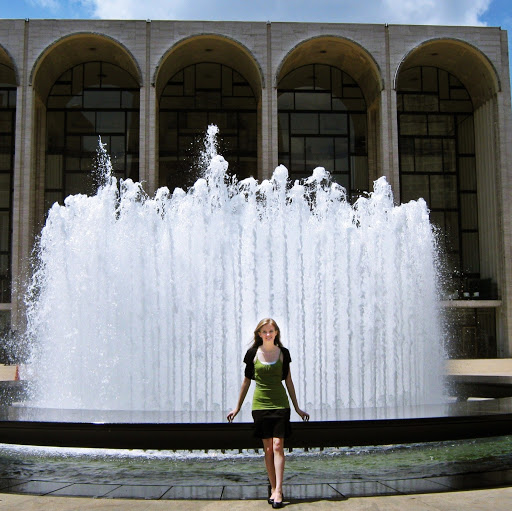 Kerri Martin Photo 15