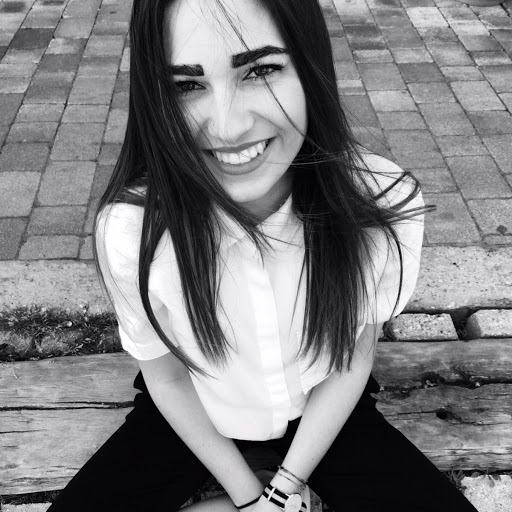 Sarah Toscano Photo 2
