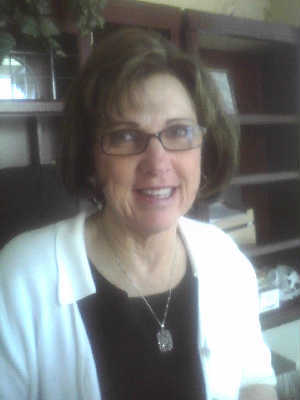 Carol Hendricks Photo 23