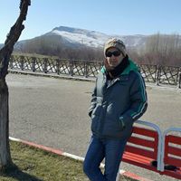Omid Omidvar Photo 15