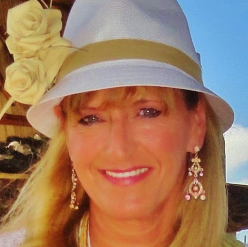 Ellen Simon Photo 38