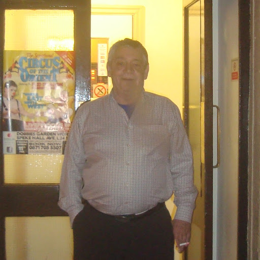 Keith Wilkinson Photo 45