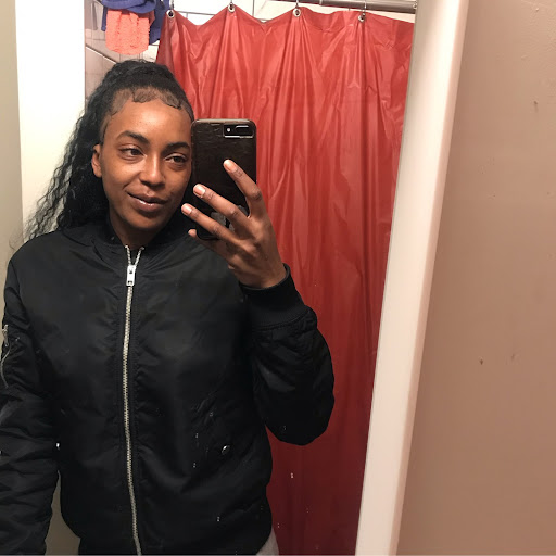 Briana Roberson Photo 25