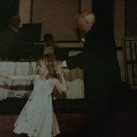 Amy Broderick Photo 9