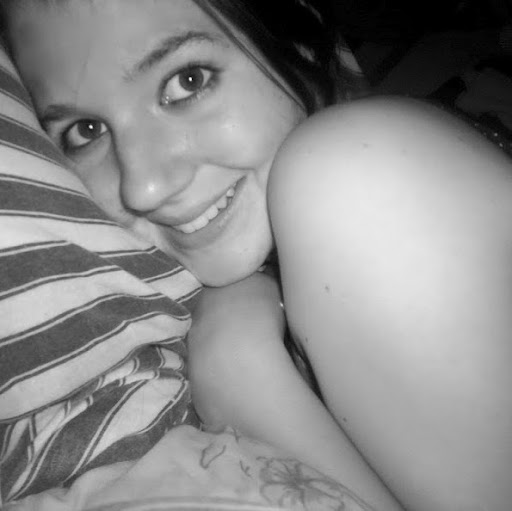 Rebecca Dowdy Photo 13