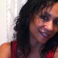 Angela Rowley Photo 17