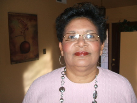 Sandra Nicholson Photo 38