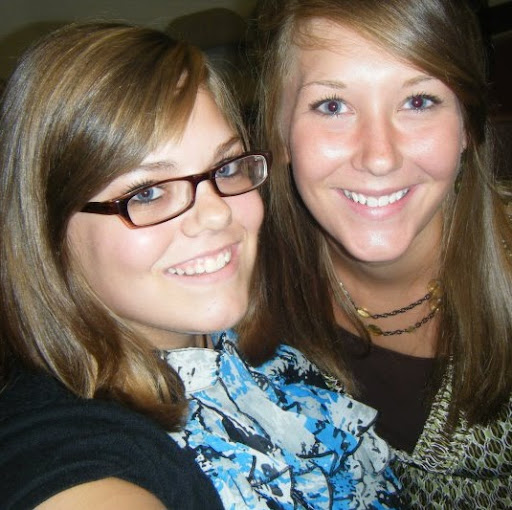 Haley Haynes Photo 12