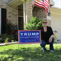 Linda Wallace Photo 32