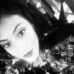 Veronica Hernandez Photo 30