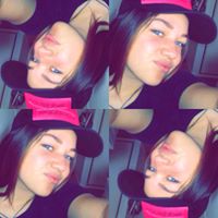 Ella Hayes Photo 5