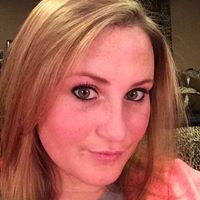 Caitlin Delaney Photo 14