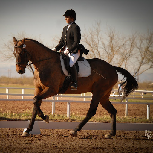 Jennifer Macphail Photo 15