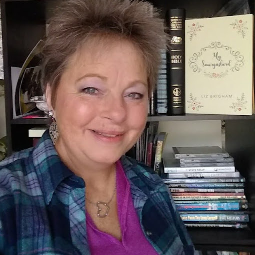Elizabeth Brigham Photo 19