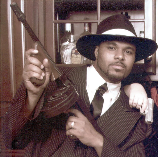 Roland Miller Photo 25