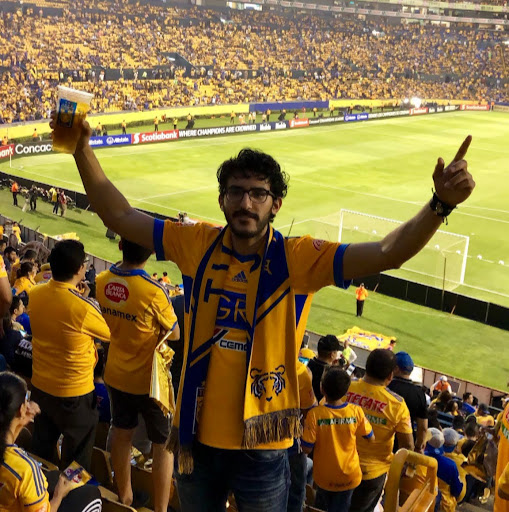 Efrain Garcia Photo 29