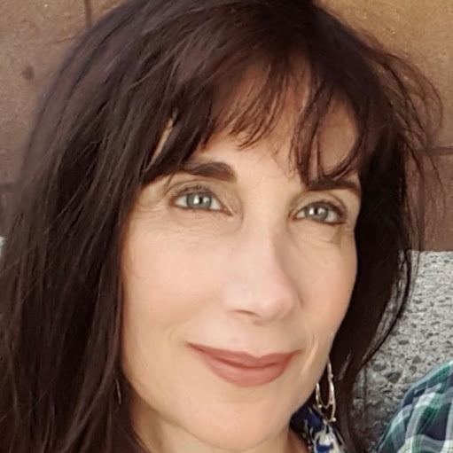 Lisa Turney Photo 16