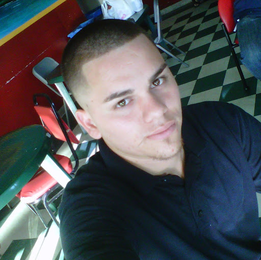 Armando Rodriguez Photo 35