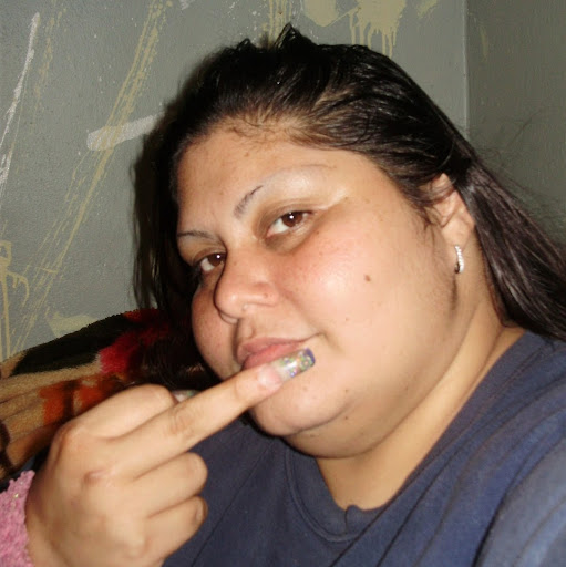 Melissa Robles Photo 15