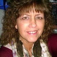 Stephanie Yeager Photo 40