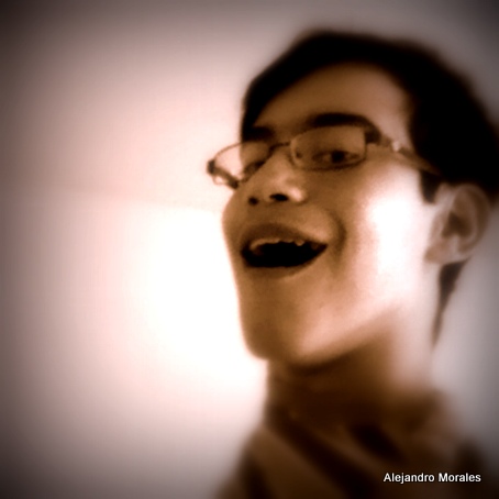 Luis Morales Photo 19