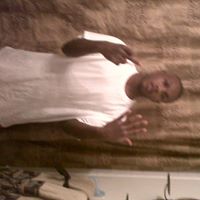 Julian Monroe Photo 23
