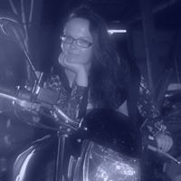 Daniela Anders Photo 6