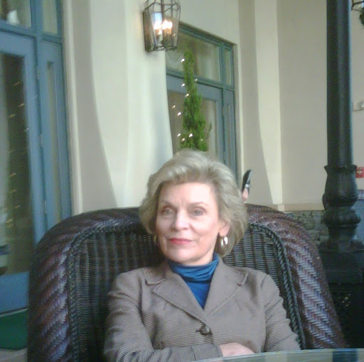 Carolyn Sparks Photo 12