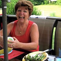 Joan Harris Photo 19