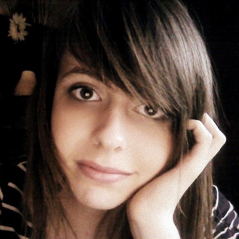 Samantha Carr Photo 34