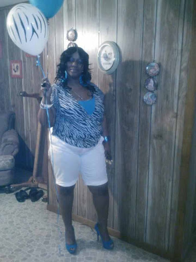 Regina Stephenson Photo 3