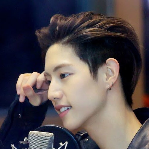 Man Yang Photo 24