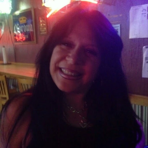 Tori Villar Photo 4