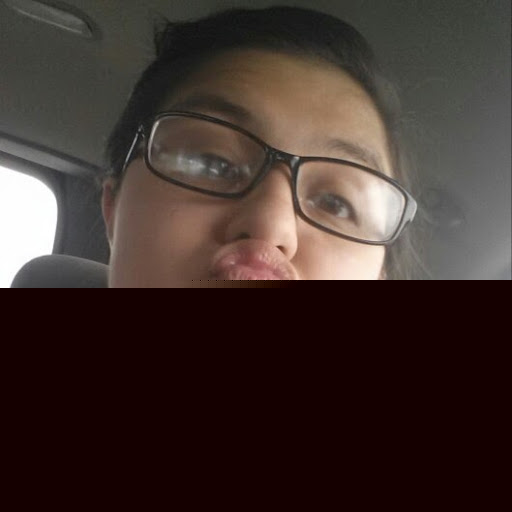 Elizabeth Sauceda Photo 9