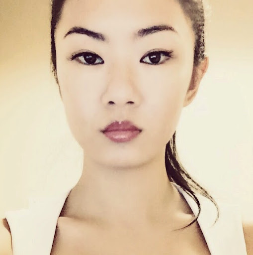 Amy Lu Photo 17