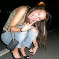 Julia Pratt Photo 24