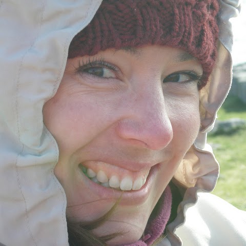 Carla White Photo 26