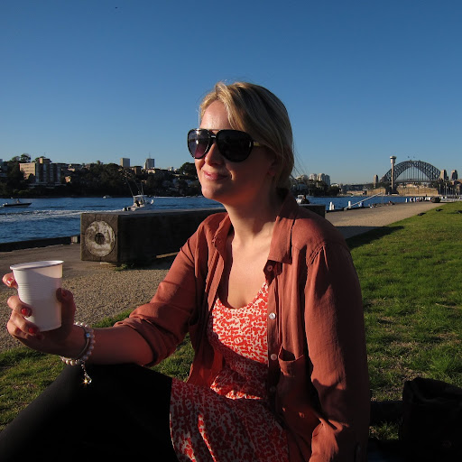 Louise Wright Photo 35