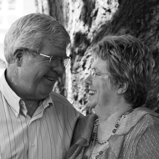 Linda Whitlow Photo 23