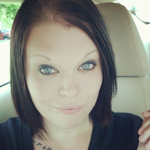 Ally Anderson Photo 14