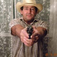 Earl Brewer Photo 22