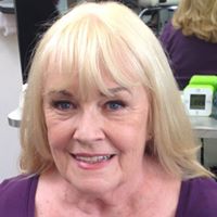 Linda Jacobson Photo 23