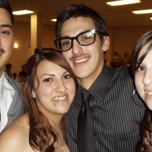 Adam Ramirez Photo 25