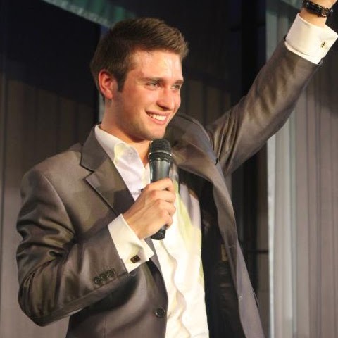 Joshua Alvarez Photo 16