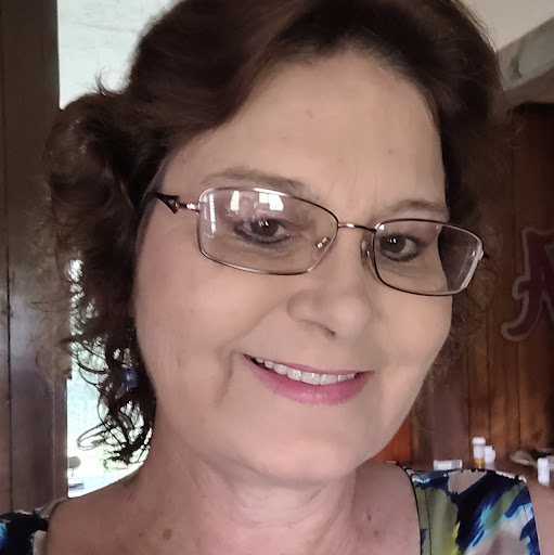 Carol Wyatt Photo 32