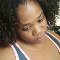 Kristina Vaughn Photo 25