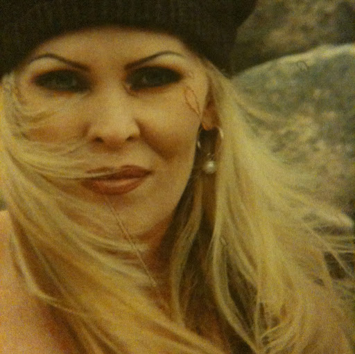 Andrea Norman Photo 22