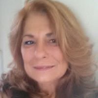 Debbie Morelli Photo 23
